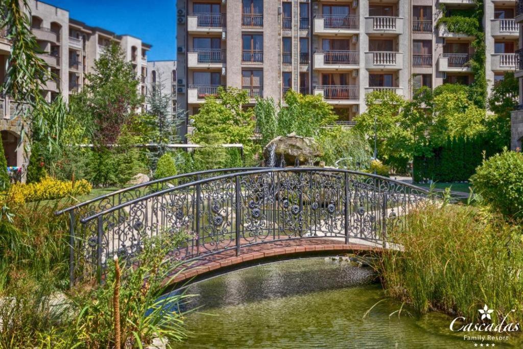 Destination Bulgaria 2000 Cascadas Private Summer Family Apartments Slăntjev Brjag Exteriör bild